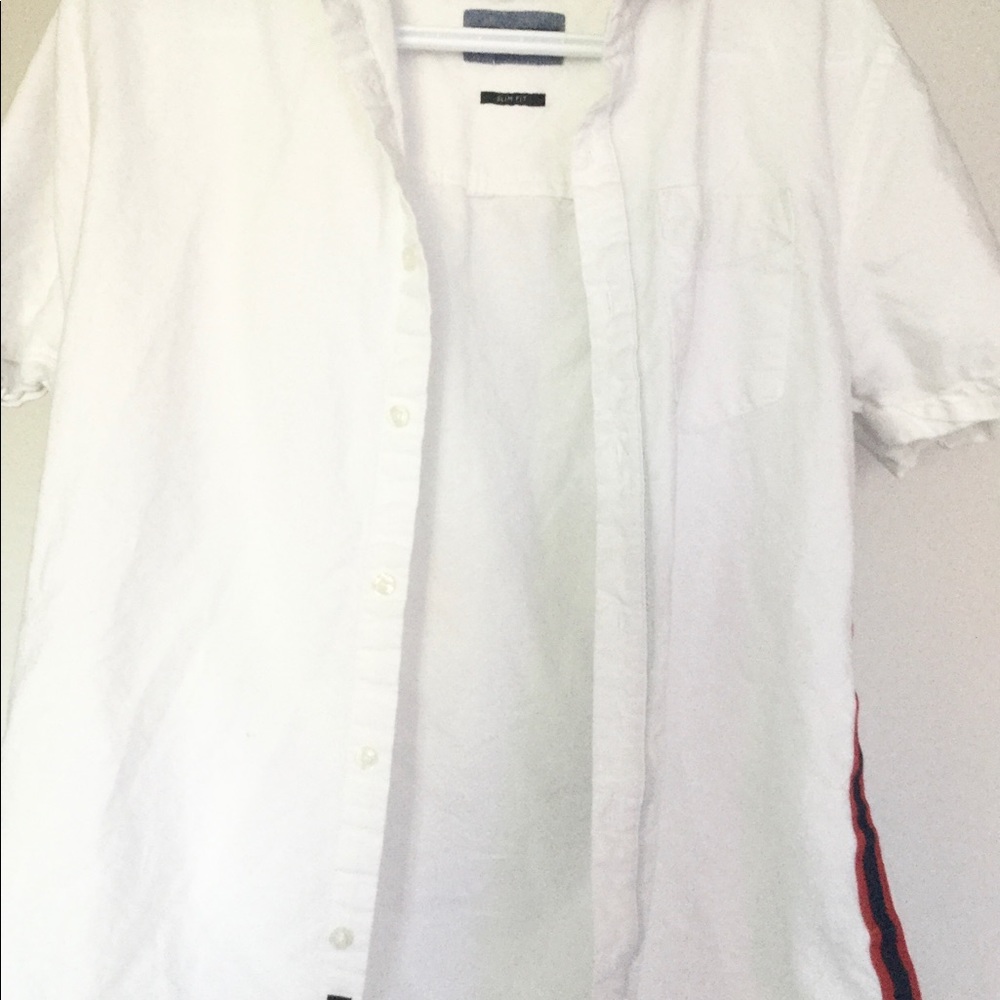 Short sleeve button up top.